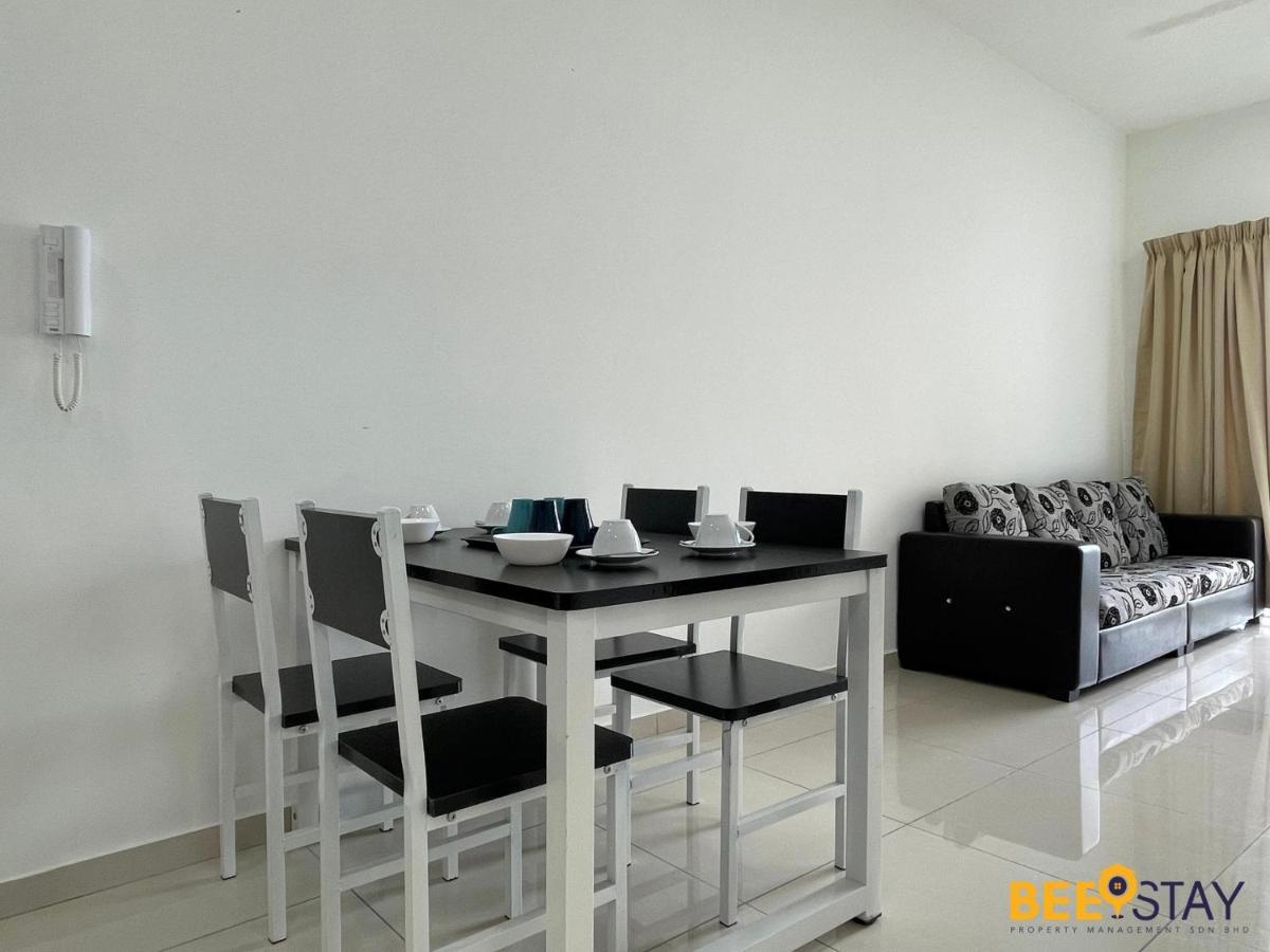 Mesa Hill Nilai By Beestay Management ภายนอก รูปภาพ