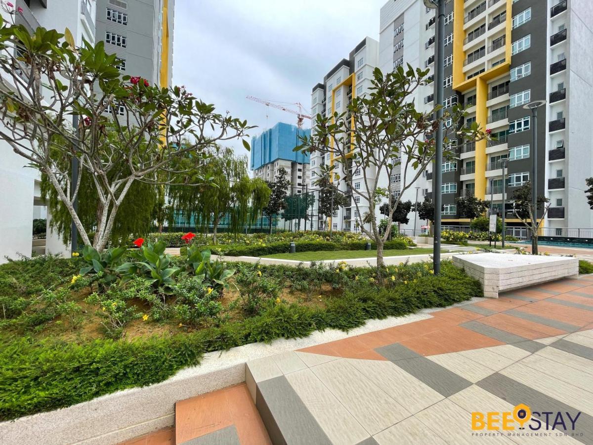 Mesa Hill Nilai By Beestay Management ภายนอก รูปภาพ